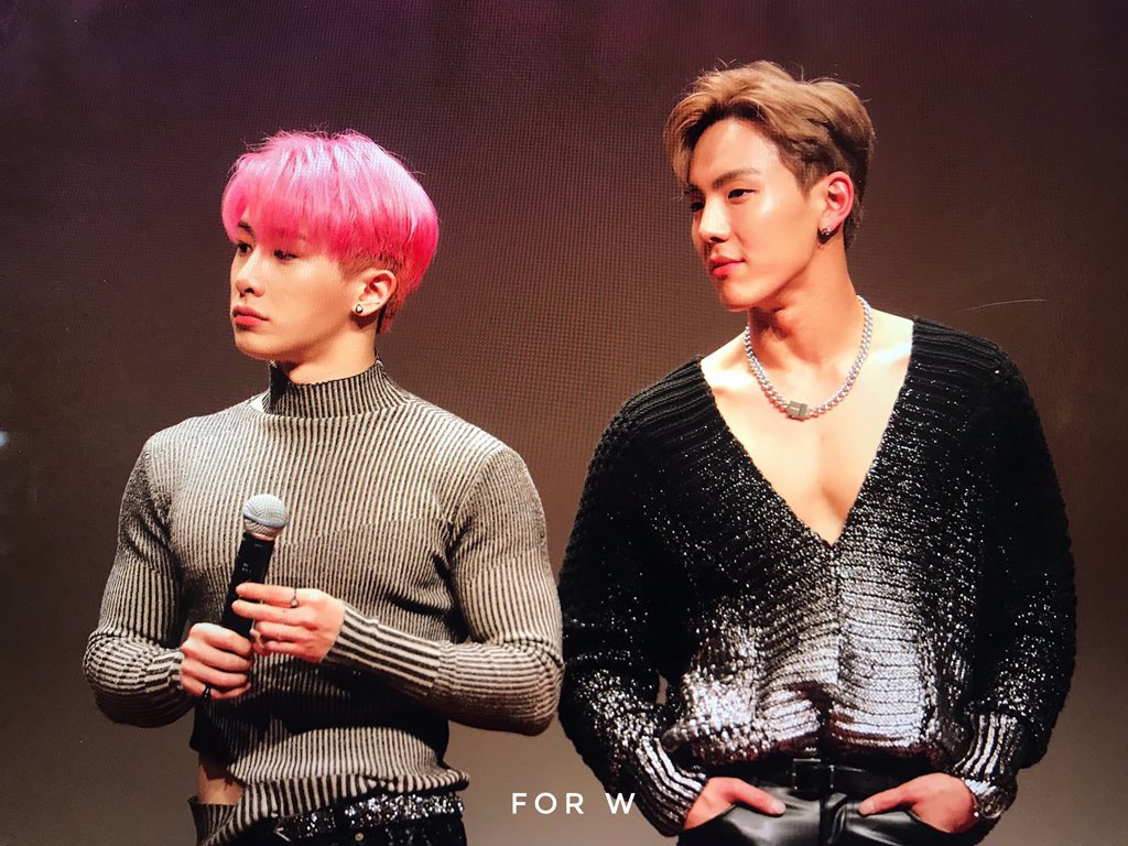ChandaX7's tweet photo. My hope and prayer that moments like this happen again one day 🤲🏻
#MONSTAX
#WONHO
#TheDreaming_MonstaX https://t.co/GkBRhCac36