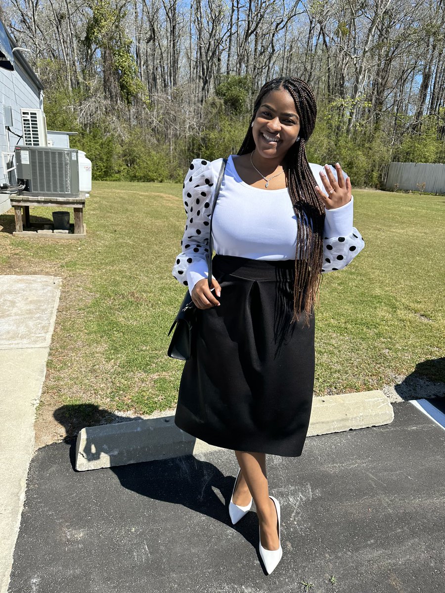 Florissa's tweet photo. 24 years ago the Lord blessed my husband and I with @janeebaldwin_! Nae, you are a blessing, not just to us but to many others! Keep being you and don’t change! We love you! Have a wonderful and blessed birthday!!!!! 
$baldwinjanee 

#naenaesworld #happytwentyfourthbirthday https://t.co/ybuhza9SnO