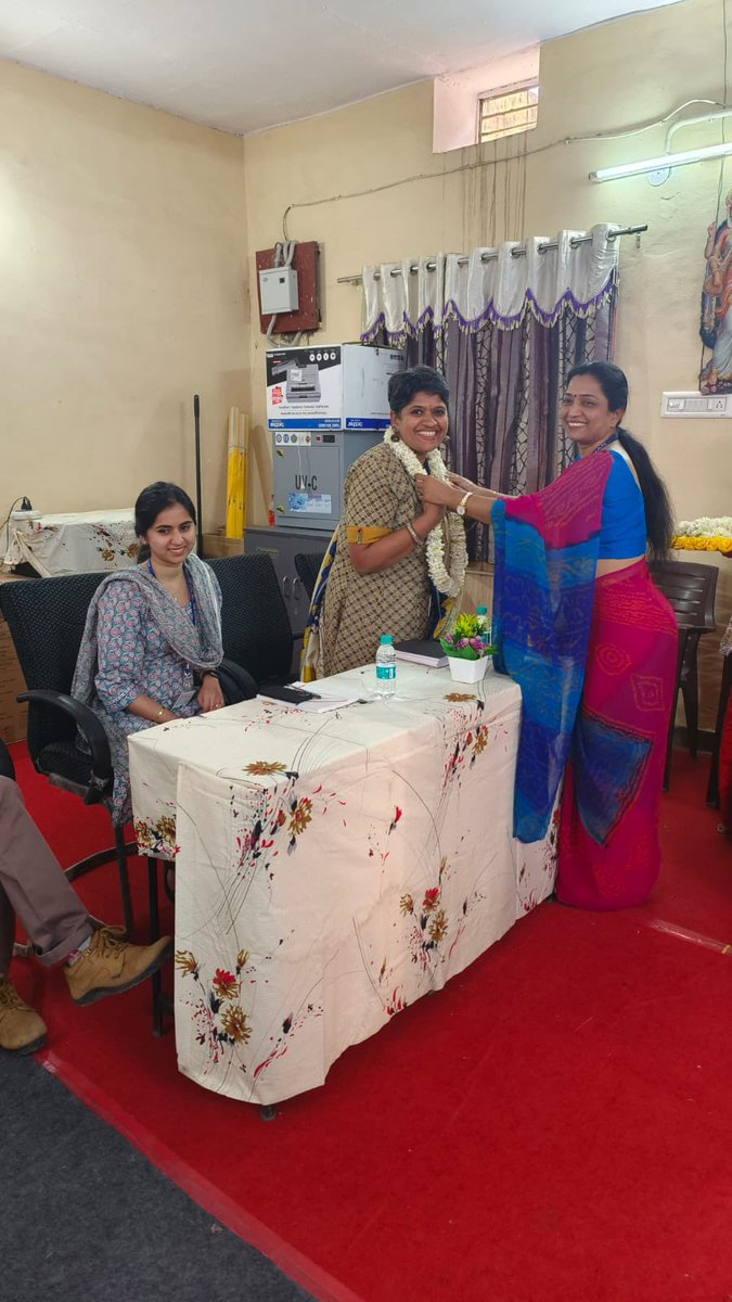 rajeduofficial's tweet photo. आज राजकीय आदर्श बालिका उच्च माध्यमिक विद्यालय गणगौरी बाजार जयपुर में व्यवसायिक शिक्षा का प्रभावी संचालन एवं उससे विद्यार्थियों के जीवन में होने वाले परिवर्तन की जानकारी हेतु वर्ल्ड बैंक टीम द्वारा निरीक्षण किया गया एवं व्यवसायिक शिक्षाओं की छात्राओं से फीडबैक लिया गया।
#RCScE https://t.co/OMbpvCQdU9
