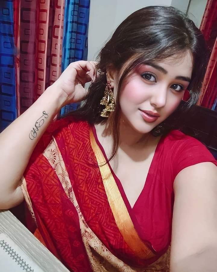 Manshi Thakur 21k tweet media