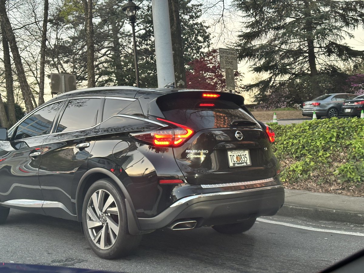 blu_is500's tweet photo. .@Atlanta_Police - I just witnessed a hit and run near Lenox Mall, after exiting off of 400.  The Nissan was in the left lane, swerved into the middle lane, and clipped a KIA SUV. The Nissan continued to drive away, but the KIA went after them. Lost sight after that. https://t.co/khQ5f7tvFk