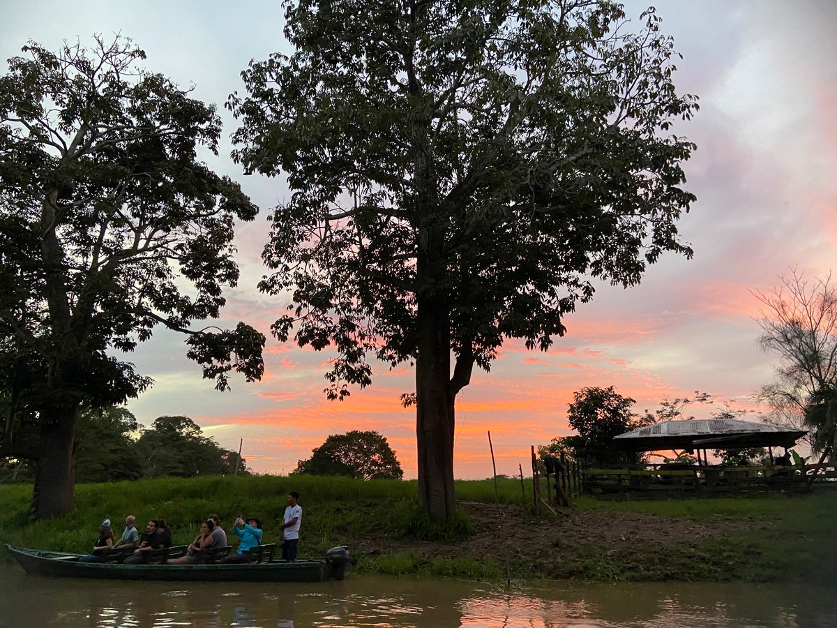 Thanks to <a href="/g2p2pop/">g2p2pop Research Coordination Network</a> for an unforgettable week on the Rio Negro and Amazon. Grateful to be part of this international group of biologists tackling climate change through integrative biology