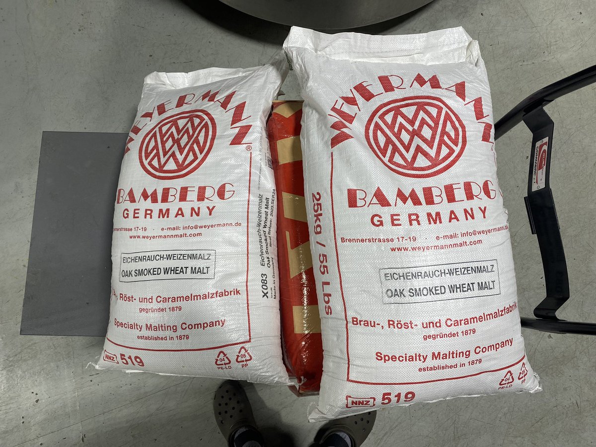 ZANEatsDrinks's tweet photo. Absolutely stoked they are letting me design whatever I want on the small system sometimes. Classically Weird Bier coming right up 🍻 #Lichtenhainer https://t.co/pOBRotkvUj