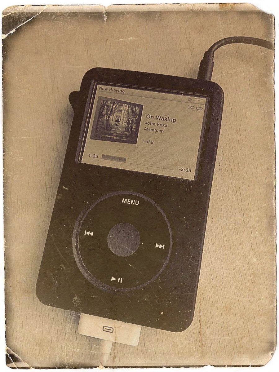 andylancelot's tweet photo. Thereβs nothing as wonderful like listening to wonderful new music on ancient technology I sayβ¦
πΆ
#JohnFoxx #Avenham
@Foxxvisitation @foxxmetamedia @foxxmetamatic @artcolllector
@Telekonoid @CARLJON21811936
@sportyneil @Midgeridoo https://t.co/TEs48PPi2k