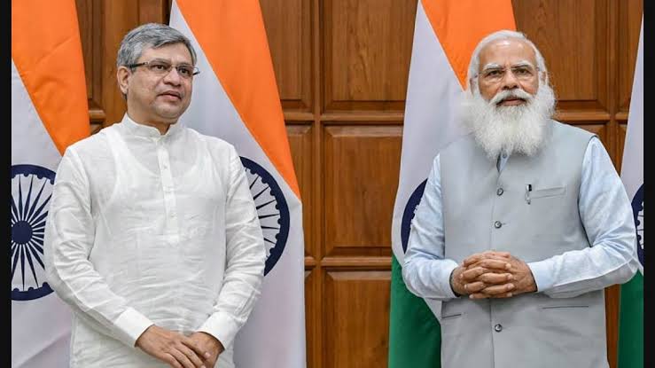 VidyaSa12389587's tweet photo. रेलवे मे लाखों पद खाली है
रेल मंत्री Or मौजूदा Sarkarजागे
Or भर्ती निकाले
#GmPower_4CCAA
#RailwayNewBhartiDo
#RailwayNewBhartiDo
#GmPower_4CCAA
#RailwayNewBhartiDo
#RailwayNewRojgarDo
#GmPower_4CCAA
<. . .>
@RailMinIndia
@AshwiniVaishnaw
@PMOIndia
@narendramodi
@AmitShah
@JPNadda https://t.co/NmZS2psiOD