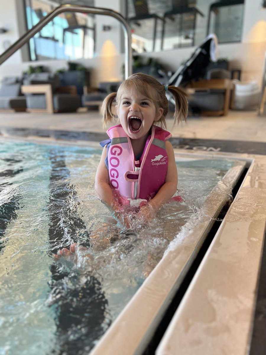JASalvatore13's tweet photo. One of the best decisions we made was using @CircleSurrogacy to expand our family. 2 years ago our beautiful baby Eliana was born via an amazing gestational surrogate in Ohio. Soaked it up for a quick night in Montauk to celebrate. Happy Birthday to our baby girl!! #gurneys https://t.co/hiYLmottBq