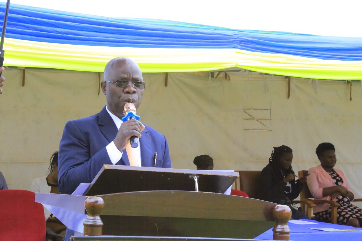 naswu_'s tweet photo. In his remarks the guest of honour @UnivKisubi Brother Dr. Mugema Deogratias recognised the various universities who have sent in representatives for the #WSWD2023.He appreciated @naswu_ for taking lead in creating a platform for students and practitioners to network.#WSWDug23 https://t.co/iIvqw9lSvJ
