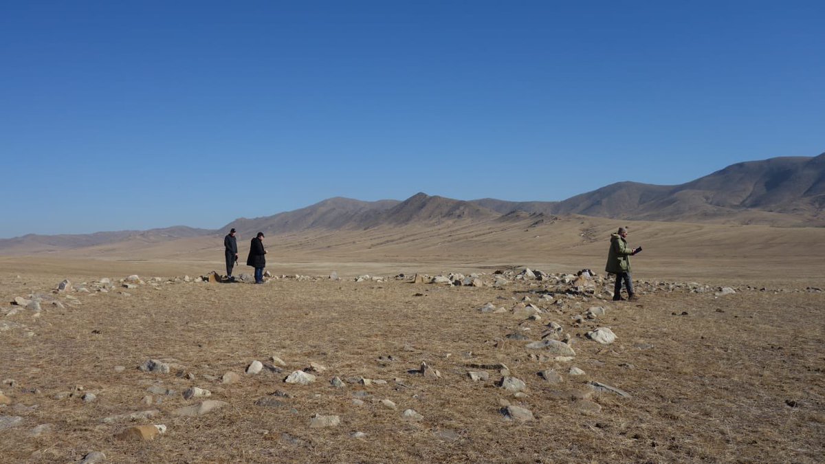 MAPSS_Project's tweet image. MAPSS team back in documentation mode. Amazing funerary and ritual complexes at #morintolgoi and #ungut.
#digitalarchaeology
#mongolianarchaeology