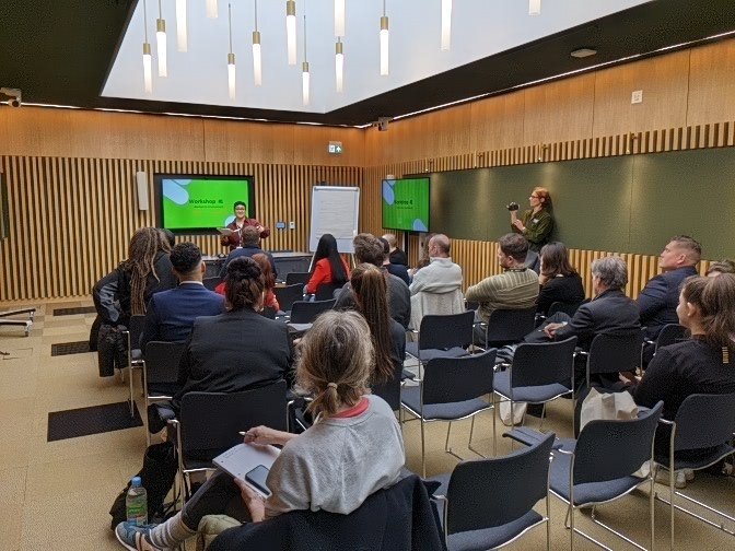 GypsyTravellerM's tweet photo. Our delegates have split into workshops to discuss how youth work is defined, and what the barriers to inclusion for young Gypsy, Roma, and Traveller people are

#ReachingOutGRT https://t.co/evbthf2re1