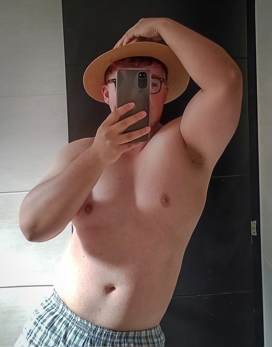 RedBoi93 tweet media