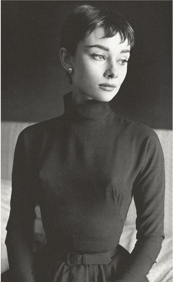 idarkslate's tweet photo. Audrey Hepburn, by Cecil Beaton https://t.co/tMgYhZYW2T