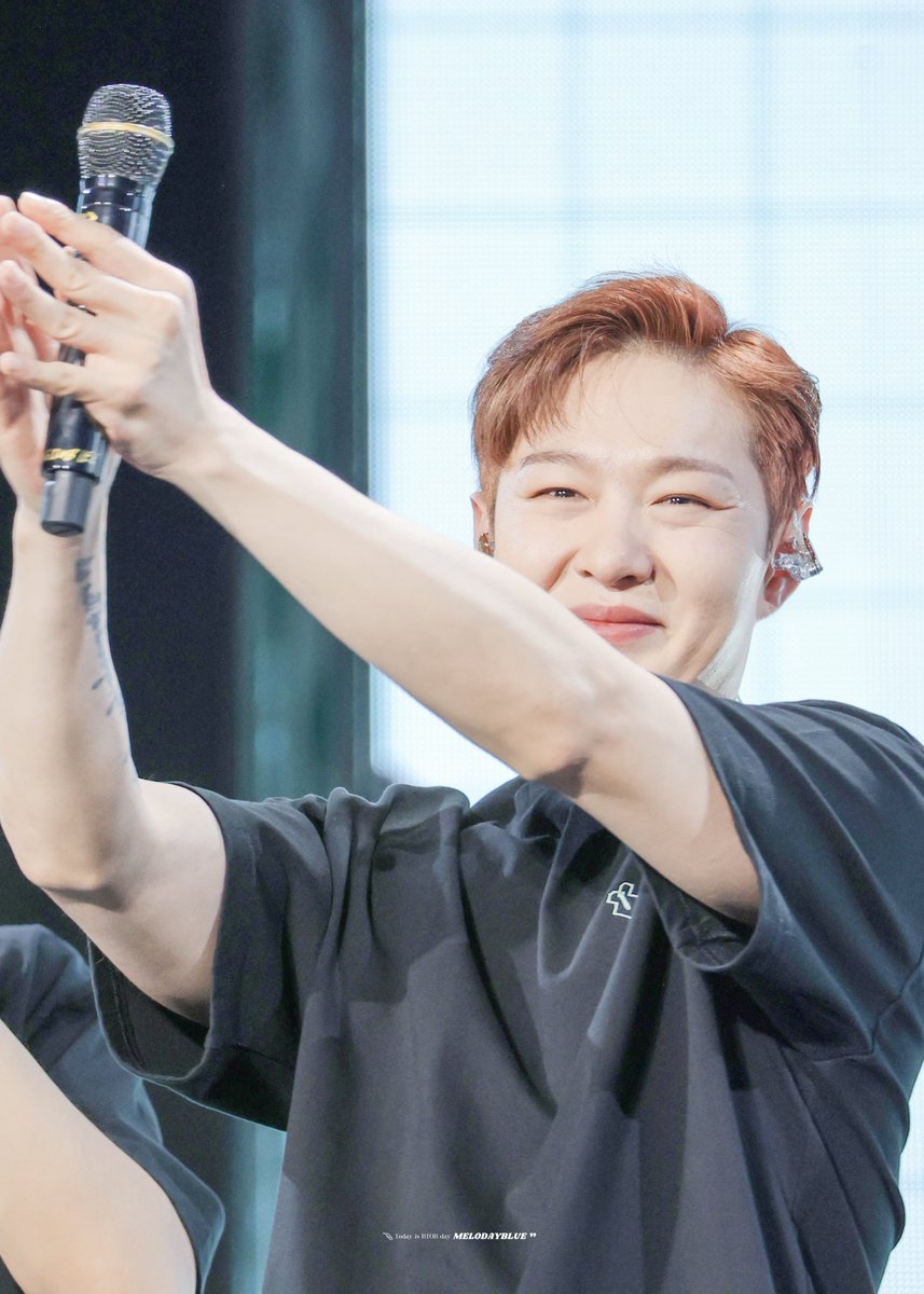 melodayblue's tweet photo. 230319 : MELODY 5TH FAN MEETING [#MELODY_COMPANY_연수회]

#비투비 #이창섭
@LeeCS_BTOB #BTOB
#CHANGSUB #창섭 https://t.co/XHc273gscC