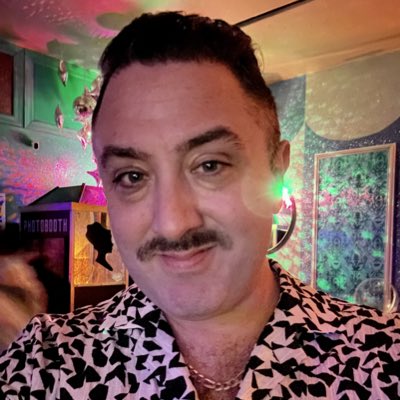 Black Shelton Adam Levine Gay Porn - Philip R Leodoro (@PhilipRLeodoro) / Twitter