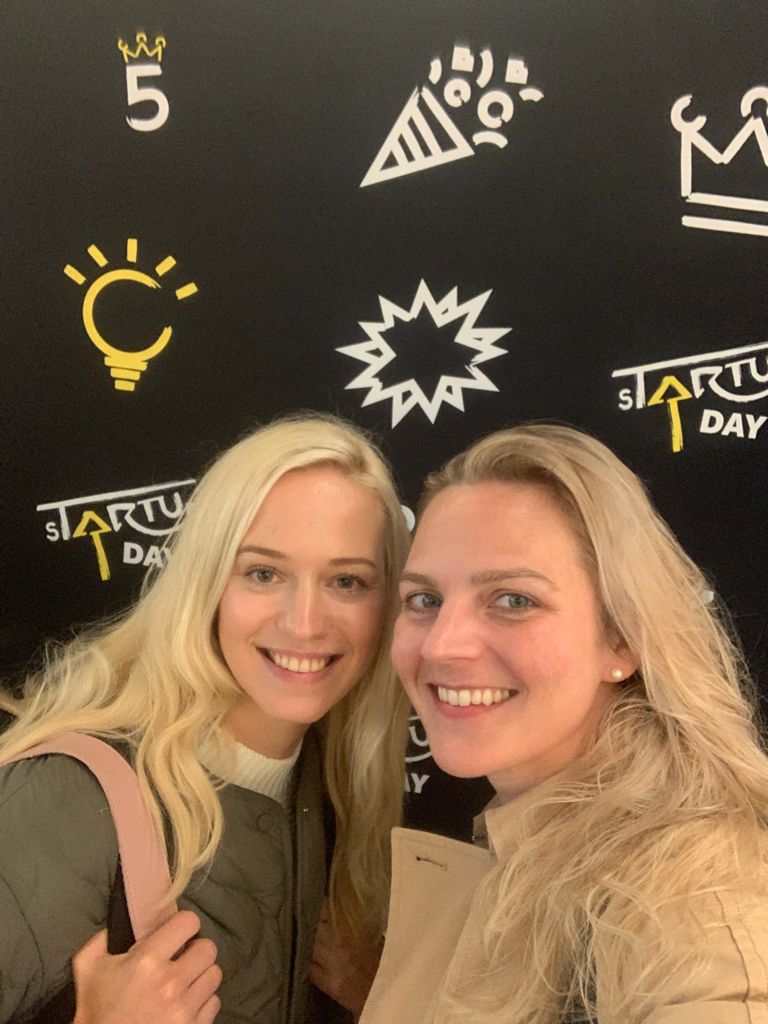 A picture from late August 2021 with <a href="/Karri_B_P/">Kärri🫀 @Dottyland_xyz</a>  - when it all started (pre-product phase). Today, 19 months later, we look different and are different. Now we have the experience of building a product from 0 without any blueprints that is LIVE and WORKING (bonus points, yay!) 🎉