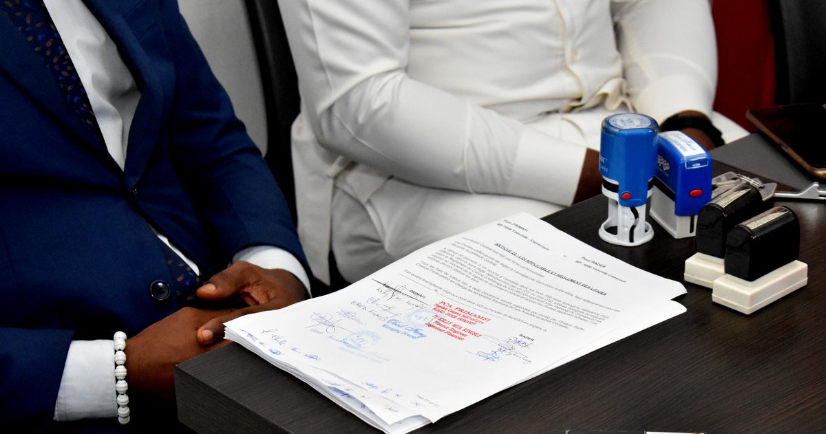 PrimaFi_LLC's tweet photo. Le 17 mars dernier, Prima Finance and Investment et RADER ont procédé à la signature d'une convention de partenariat pour l'accompagnement dans la mise en œuvre du Plan de financement des agriculteurs.
Contactez nous pour plus d'infos

#inclusion #financement #entrepreunariat https://t.co/XMKTyclQkM