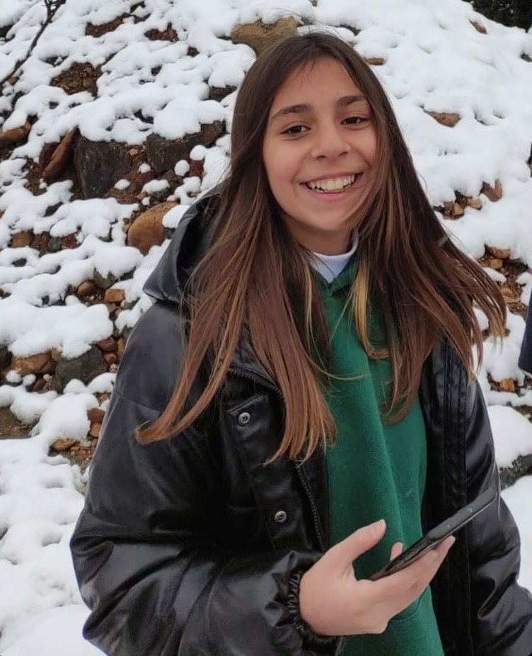 KAYIP DUYURUSU
İsim: İrem Karaca
Yaş: 14
Adres: Gaziantep İslahiye'de en son Beyler Mahallesi Gençlik Stadı'nda görüldü, 6 Şubat tarihinden itibaren haber alınamamaktadır.

Görenlerin veya bilgisi olanların 112’yi arayarak Polise bildirmeleri önemle rica olunur.