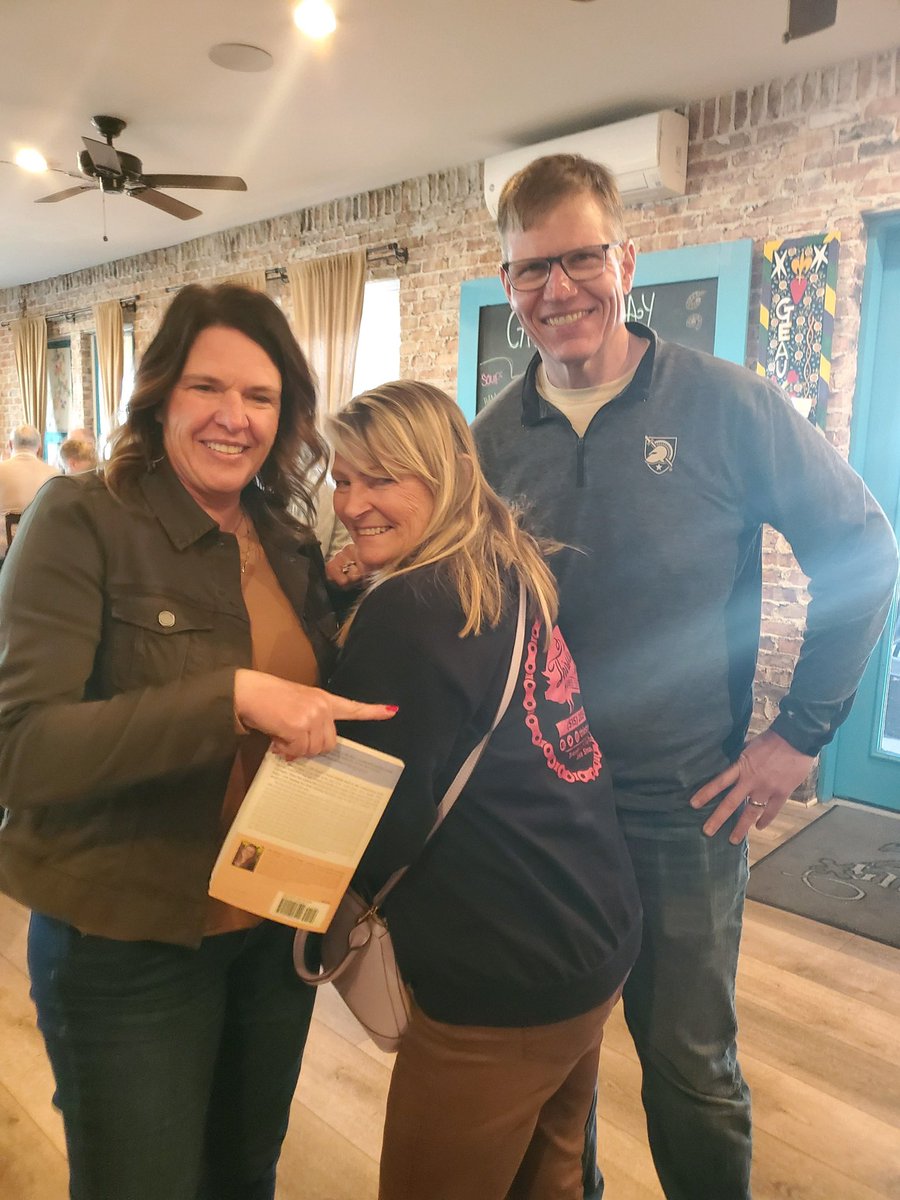 We have many “spokespersons,” but Fancy Nancy is hard to beat! On her travels she “works” for the promotion of #thirstypigs &amp; #iowa ! Certainly appreciate Nancy’s friendship &amp; energy! #cyclingfriends  #thirstypigseverywhere #weareinthehappybusiness #events #bikeshop #cyclingtour