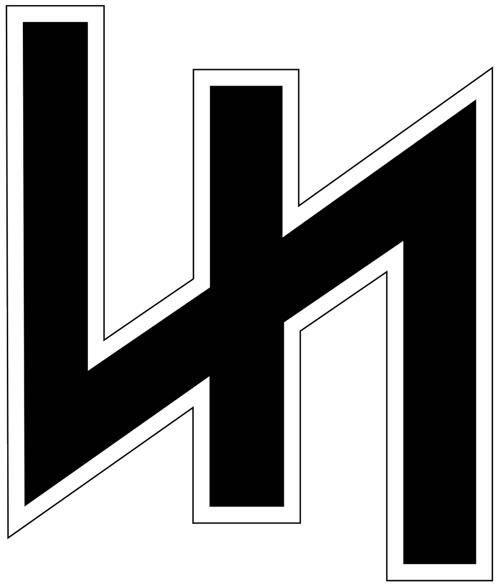 _Zamiliano's tweet image. O maluco com a manga da camisa com a Wolfsangel, mas nada de nazismo alí... circulando, circulando. Nada pra ver aqui.