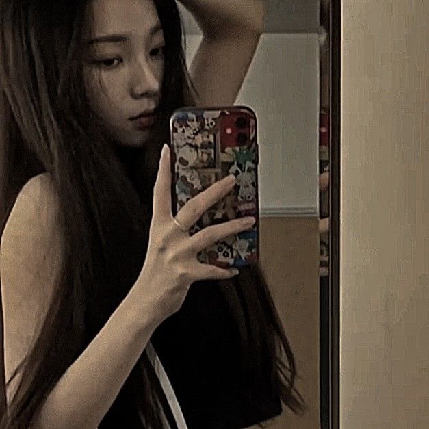 ㅤ
ㅤ
     ㅤ    ayumi mizu. looking for moots. 
     ㅤ    new acc, not new to rp.
ㅤ
ㅤ