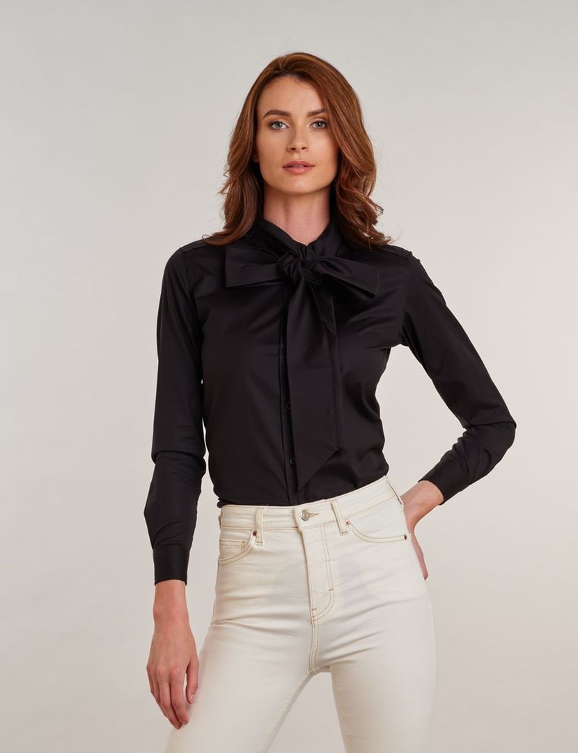 PaulBrownEng's tweet photo. Need a new smart #blouse for work or the weekend? Be inspired by our latest blog:
https://t.co/GhKIJdBThW https://t.co/p1smsbCLYm