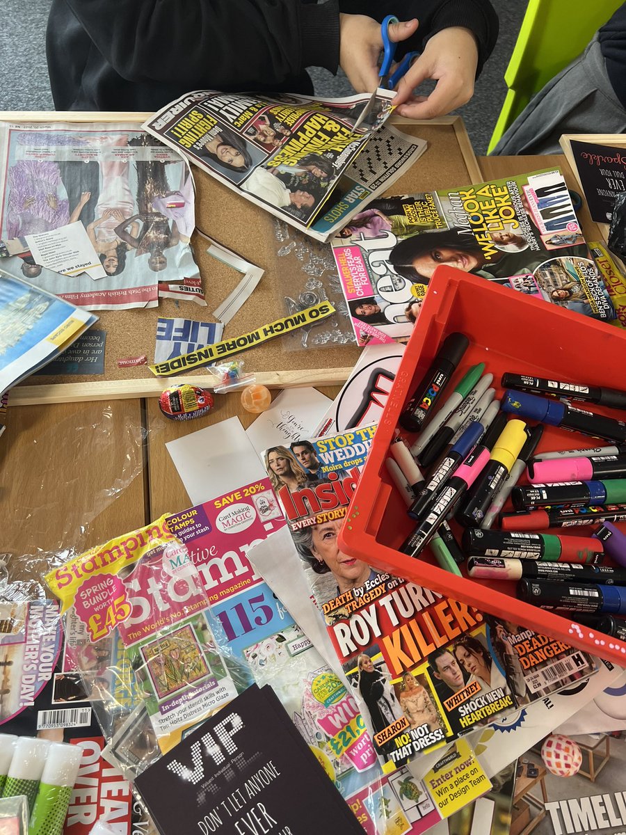 ruffandruby's tweet photo. Amazing morning creating VISION BOARDS with girls at Discovery academy ! Setting out life on fire with dreams , goals & good choices ! @alphatrust_ #visualisation #purpose #findingyourwhy #StokeOnTrent #youthmatter https://t.co/mgppTcCQXw