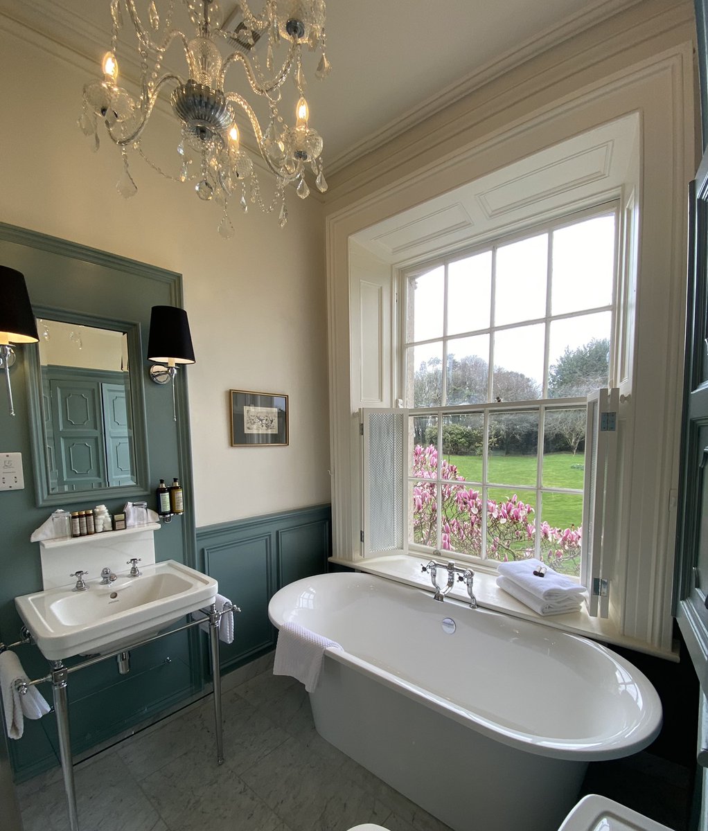 We’re in the mood for a lazy soak in a deep bath under the magnolias this first day of spring. #SpringBreak #PrettyInPink #countryhouseluxury #irelandsbluebook <a href="/DunbrodyHouse/">Dunbrody House Hotel</a>
