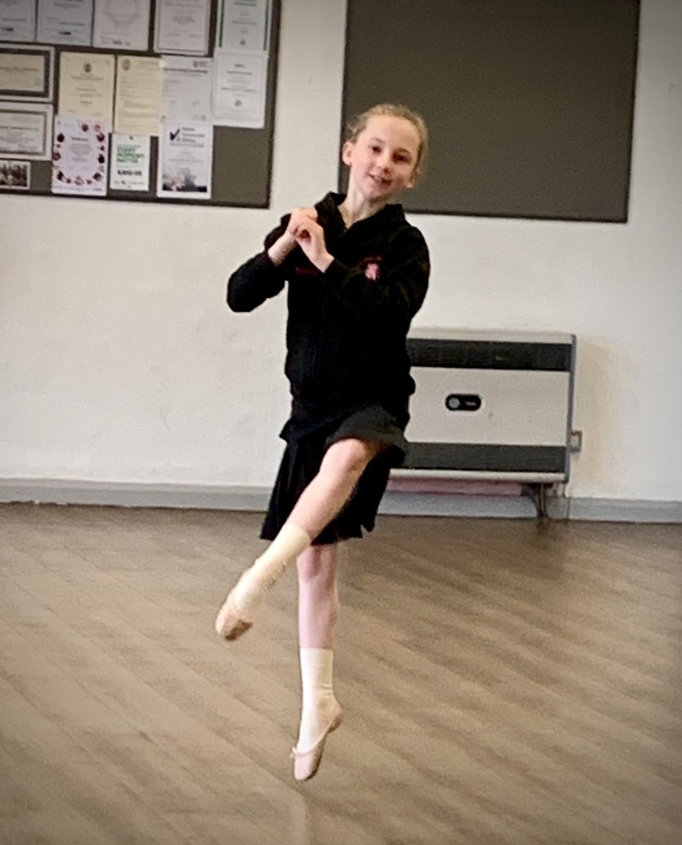 antheaking2's tweet photo. We are absolutely thrilled that Holly has been awarded a place in Elmhurst Ballet School Birmingham for aspiring ballet students to attend their Summer Intensive Course in August . #antheamkingschoolofdancing #ballet #balletstudent #balletlife #tututuesday https://t.co/HkeC8RqERG