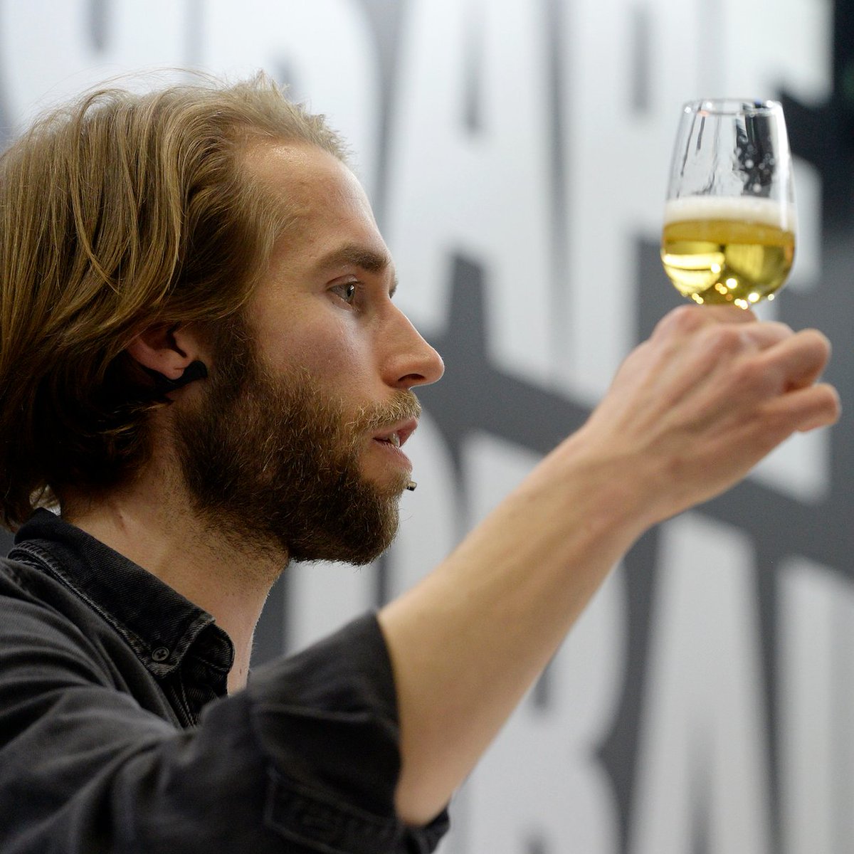 markdredge's tweet photo. Want to hear some weird and wonderful stories about beer? There's beer floods, beer riots, beer espionage, and much more! It's the most fun lesson you’ve ever been to - and you can drink beer while you learn. 30 March at @BrewhseProject. Tickets: https://t.co/dh6gR5E7GB https://t.co/LdCSM9r6uW