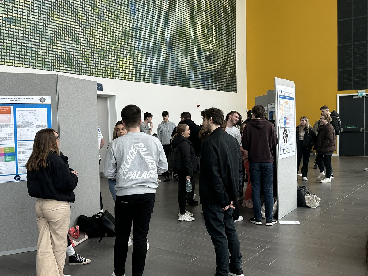 uolchallenge's tweet photo. Ready to start🌟🔝
We're thrilled to welcome you to the #UoLPosterExhibition at the INB Atrium. Get ready to be blown away by the incredible work of our students. #PosterExhibition #StudentWork #DigitalChallenges
#DigitalSolutions
#SMEs
@COM3_NSR @UoLBusiness @BusinessLincs https://t.co/wJhDcT1l0c