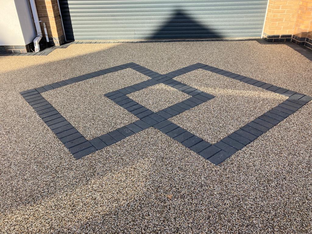 Did you know that we also install resin driveways across Derbyshire, Yorkshire and Lancashire? 
monarchresinfloors.co.uk/resin-bound-dr…
#monarchresin #resinflooring #resindriveways #resindrives #resinbound #resinbounddriveway #resinfloors #residential #remodel #renovation #renovationproject