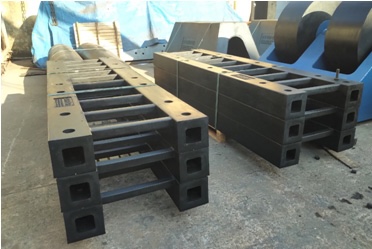 #marineengineering #marineequipment #marineconstruction #marineindustry #rubberproducts #rubberfender #construction #docks #ocean #port #taidunmarine 
Ready to do package works for roller/wheel fender;
E-mail:service@taidunmarine.com
WhatsApp:+86-18751950876