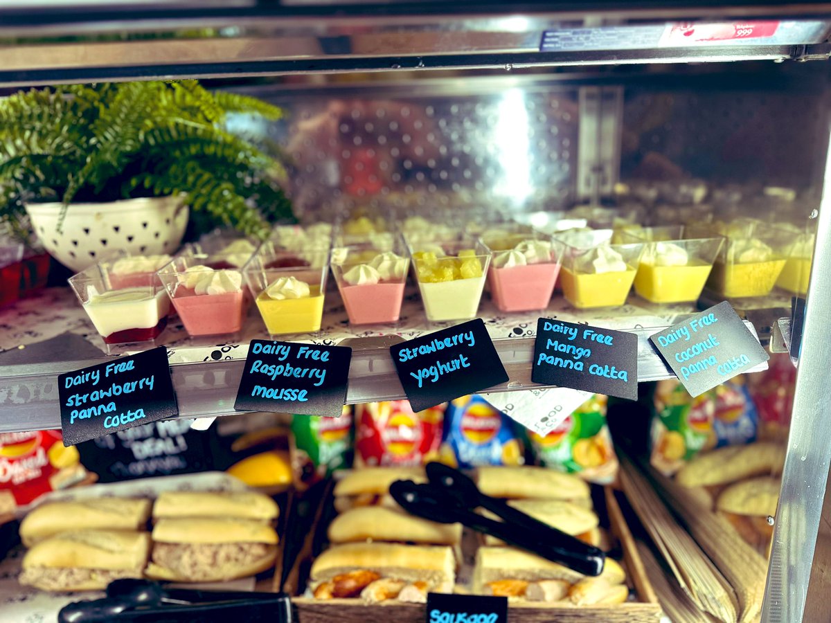 RBC food (@foodrbc) on Twitter photo Some good looking food today and very colourful dessert pots - Peri Peri Chicken, Mackerel Potato Cake and selection of panna cottas/ mousse <a href="/IndiesSodexo/">IndependentsBySodexo</a> <a href="/ReadingBlues/">ReadingBlues</a> <a href="/ClarkWesty/">Carolyn Clark</a> <a href="/TA3SodexoChef/">Tom Allen</a> Some good looking food today and very colourful dessert pots - Peri Peri Chicken, Mackerel Potato Cake and selection of panna cottas/ mousse <a href="/IndiesSodexo/">IndependentsBySodexo</a> <a href="/ReadingBlues/">ReadingBlues</a> <a href="/ClarkWesty/">Carolyn Clark</a> <a href="/TA3SodexoChef/">Tom Allen</a>