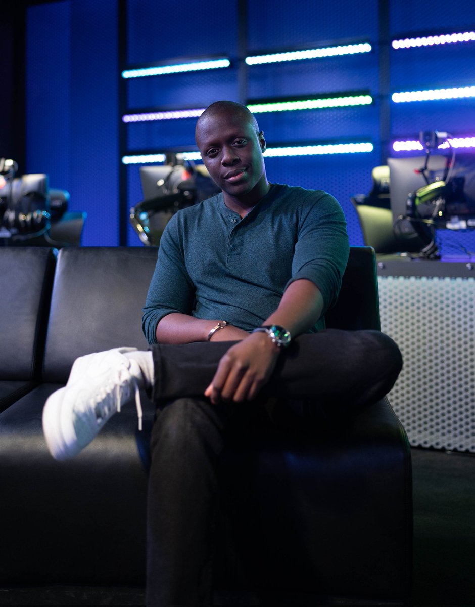 Pleasure creatives 👋🏾! I'm Cal the co-founder of a quiet giant in progress <a href="/JumpButtonS/">JumpButton Studio</a> and regular composer of video game melodies. I won't be at GDC this year but this is #Whatagamedevlookslike
looking to network and share anime &amp; RPG recommendations 👀