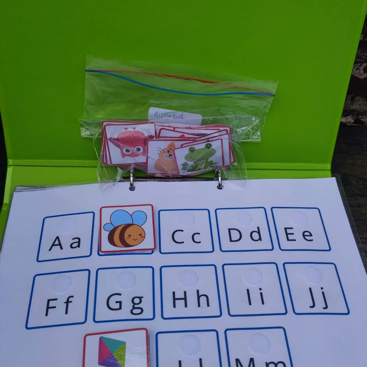 SuraAlani2's tweet image. File folder games, children's busy book, toddler activities.
FunActivitiesBySura.etsy.com
#filefoldergames #busybinder #etsyshop #etsyselleruk #childrenactivities #toddlergames #clipcards