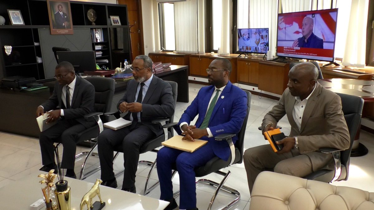 J’ai rencontré la société Mayoumba Potasse/Black Mountain Gold en compagnie de la DGEPN nous avons eu des échanges constructifs sur le lancement dans quelques semaines des travaux d’exploration, en minimisant l’impact environnemental. Un important projet dans la Nyanga.