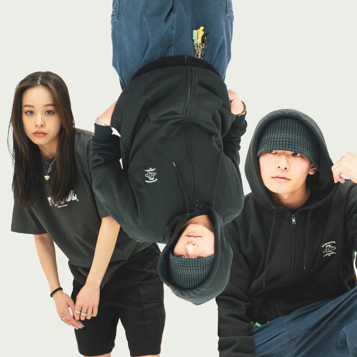 poool_7991's tweet photo. NEW ITEM 発売中です⚡️

ティシャツ、ジップフーディ、靴下と、
セットできてもいい感じです👌

お買い求めはURLのショップより🆕

#POOOL

https://t.co/wPO1ifIPF2 https://t.co/2I1GMtGADr