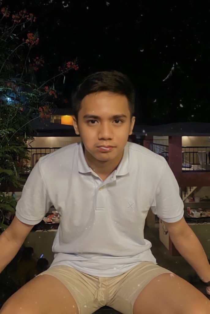 yoboistib's tweet photo. fave niya daw to eh. 🤷🏻‍♂️ https://t.co/8ebUh3BRDE