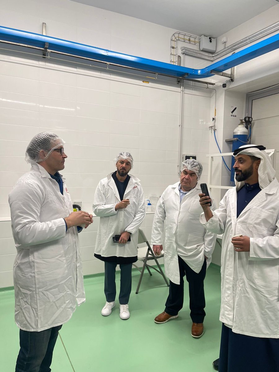 ahmedbinsulayem's tweet photo. Enjoyed the tour and brief by Jon vokurka owner of Vratislavická Kyselka (KITL) #KITL 
Jan Vokurka, Managing Director of Kitl gave the @DMCCAuthority delegation a tour and overview of the Vratislavická kyselka water facilities under the Kitl company umbrella. #dmccwatercenter https://t.co/VHCH1ZsSvP