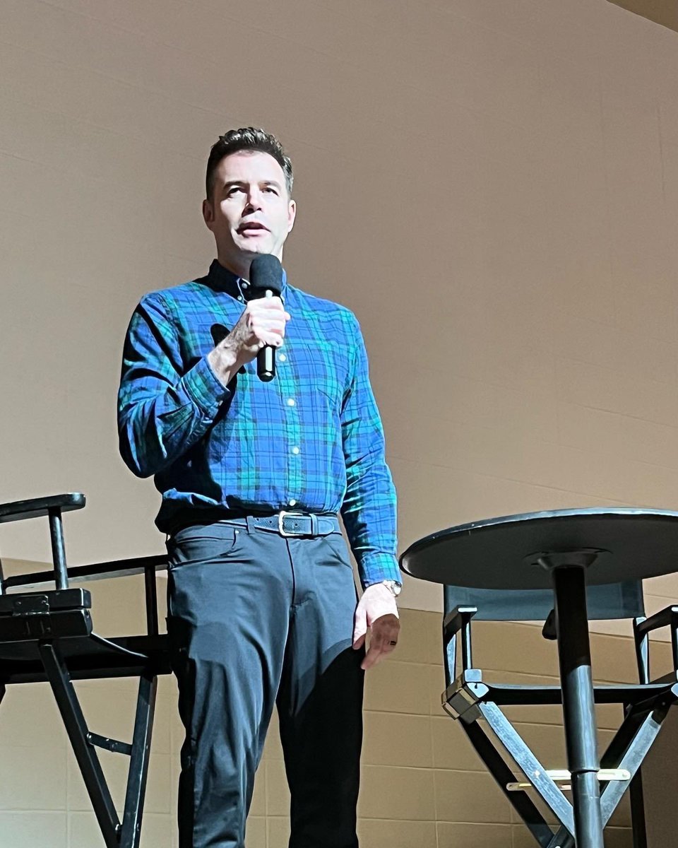 mayfairfam's tweet photo. We had an excellent evening at #MayfairChurch thanks to our “Men of God” men’s ministry - with special guest speaker, professional golfer Larry Nelson.  Thanks so much to all who made this happen! https://t.co/oxjdqS9cPz