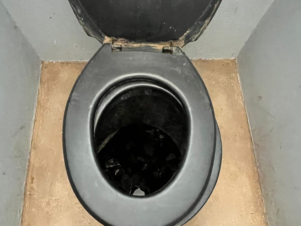 Democratic Alliance tweet media