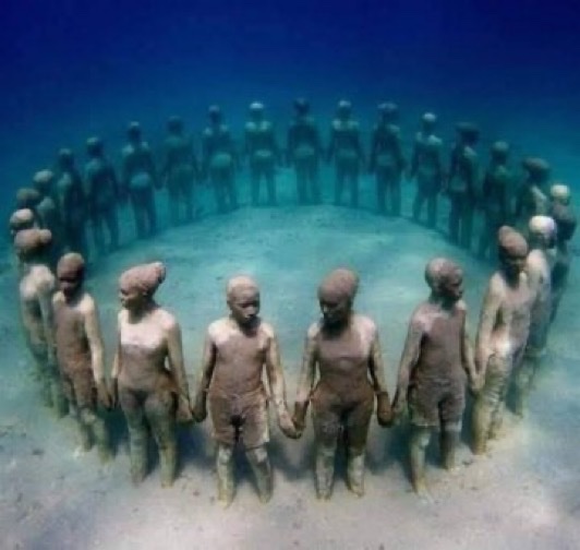 NigeriaStories's tweet photo. Story Of The "Igbo Landing"  Of 1803.

An event that Igbo slaves choose to drown in the ocean with their freedom than become another man’s property for the rest of their lives !

A Thread  🧵 

Retweet To Educate Someone https://t.co/IrPn4oy95C