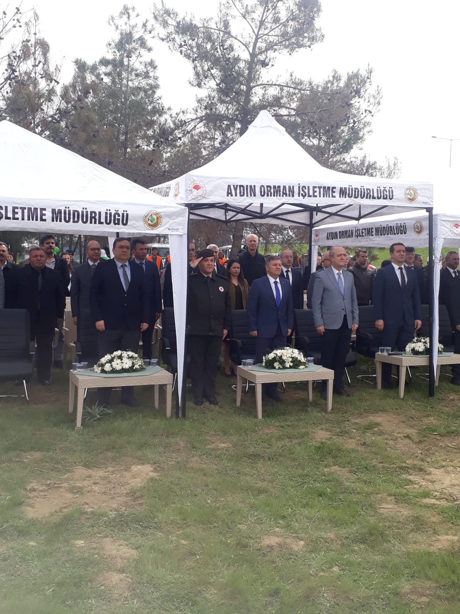 efelerilcemem's tweet photo. Orman İşletme Müdürlüğü'nün  gerçekleştirmiş olduğu "21 Mart Dünya Ormancılık Günü" etkinliği kapsamında "6 Şubat 2023 Deprem Şehitleri Hatıra Ormanı Fidan Dikim Töreni" gerçekleştirildi.  https://t.co/t3IYidAmxH  @tcmeb @ValiAKSOY @Aydin_MEm @seyfullah0966  @hakanozcan65 https://t.co/QnH7HjzNkP