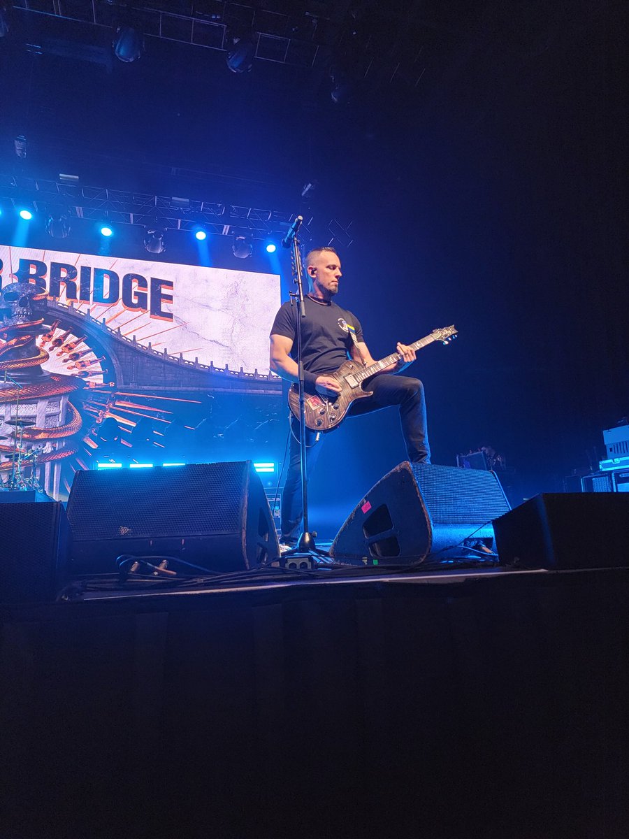 SacCyclistScott's tweet photo. Terrific concert at Mission Ballroom last night with #PistolsAtDawn #MammothWVH and #AlterBridge. Soooo good! https://t.co/m7Kvimlj6y