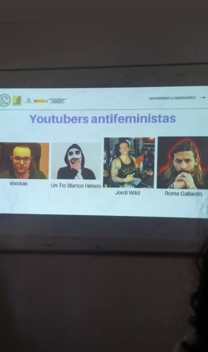 Al menos desde el Gobierno han tenido la decencia de meter a una mujer en la diapositiva