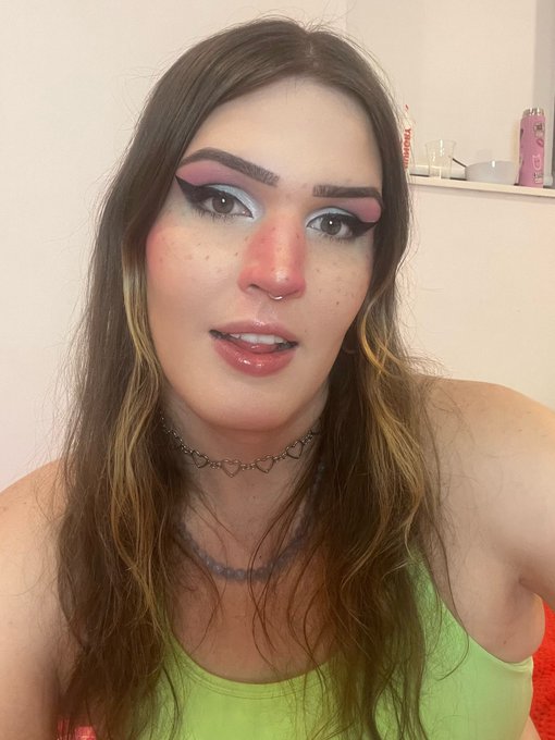 Had a lovely day, I love y&rsquo;all 💕💖 https://t.co/dOpcmYCzg5