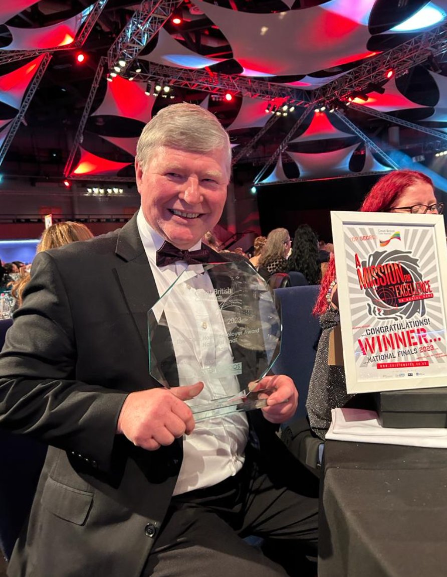 devoncarehomes's tweet image. 🥂CONGRATULATIONS!🥂
We are very proud to share the fabulous news that  one of our Directors at @devoncarehomes @geoffreydcox has been awarded The Care Home Employer Award at @GBcareawards 2023!

Read more here: bit.ly/42vCPBY
#gbcareawards #dchc #socialcare #carehome