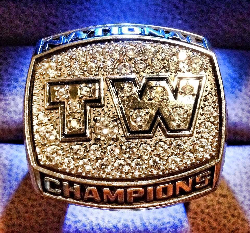 CavinJ32's tweet photo. March 21 = National Bling Day ✨🏆👀
#gorams #champsforever #doworknation https://t.co/PZnHvIWRk7