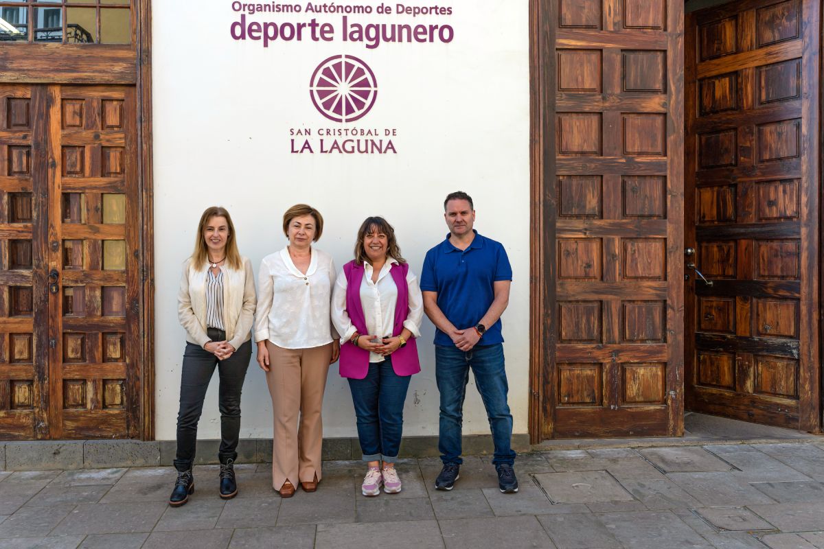 ULL's tweet photo. 🎾 El Grado en Actividad Física de la #ULL podrá utilizar la piscina municipal de San Benito para su docencia

👉 https://t.co/BYI0zv82ci https://t.co/bzyL5RjjAU