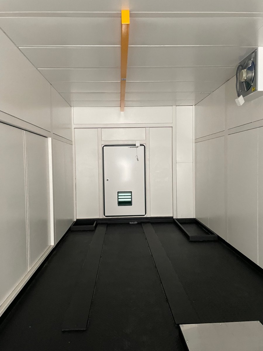 Climeon's tweet photo. Climeon team on site today at Yellow Power's workshop preparing Climeon's #HeatPower 150 modules to be built into these containers and transported to the Rhodesia #powerplant to increase efficiency and help bring #sustainable, flexible power to the UK electrical grid. https://t.co/MOvKBy2Q8B