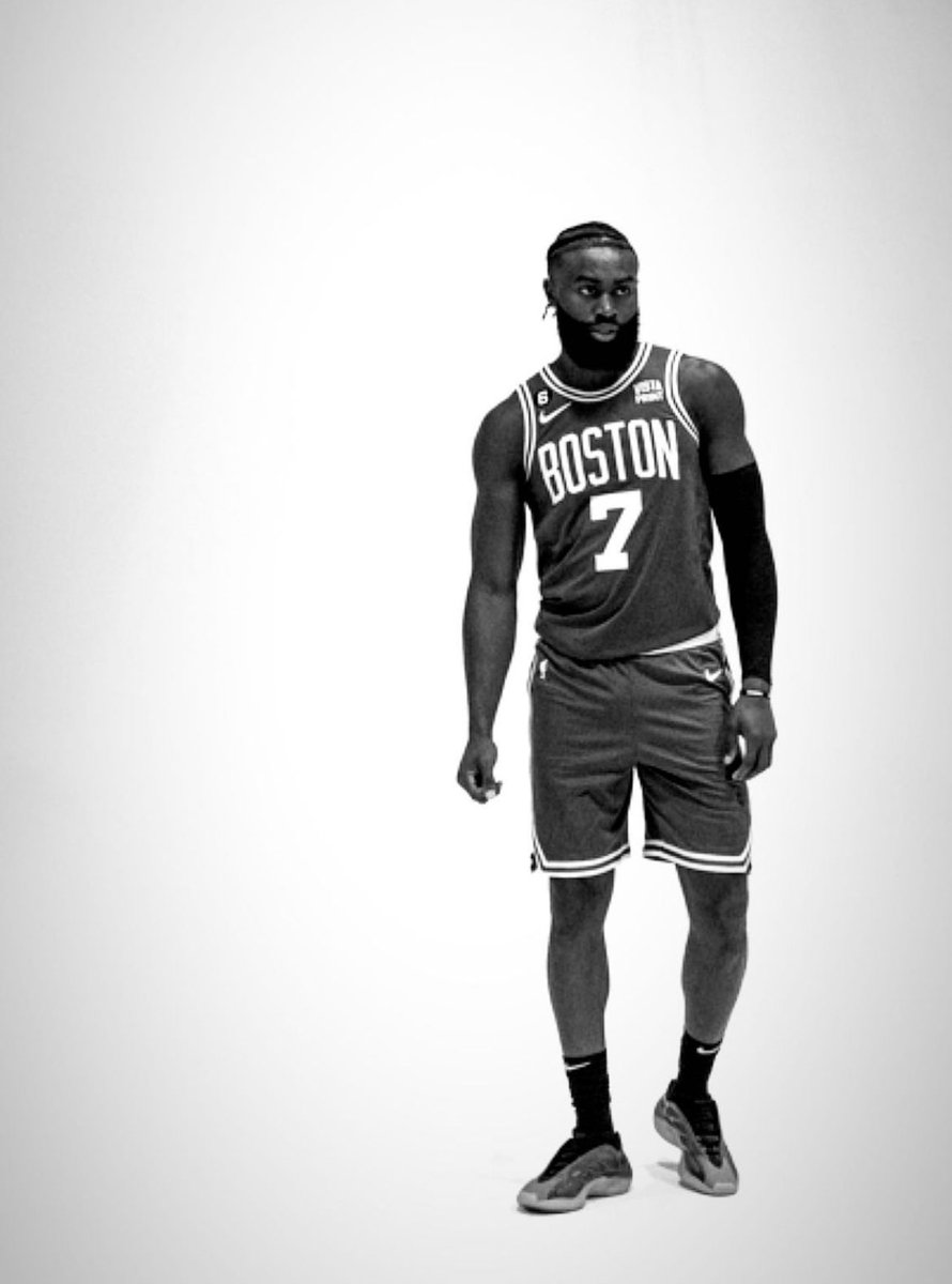 BriMarieD's tweet photo. Jaylen Brown, 
I wish I could convince you of how much you mean to the #Celtics organization. It would absolutely pain me if you chose to leave us, but I understand you need to be where you are happy. I hope it can be here with this team but I truly want what’s best for you☘️🙏🏻💯 https://t.co/cEKnSHYel5